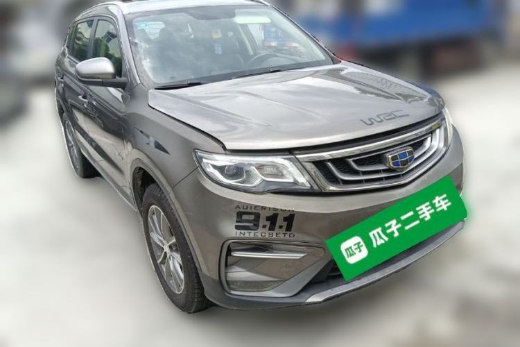 Used Geely Auto Emgrand X7 Sport 2018 1.8TD Automatic Two-Wheel Drive ZhiZun Model with 4G Connectivity Front Right 45 Deg