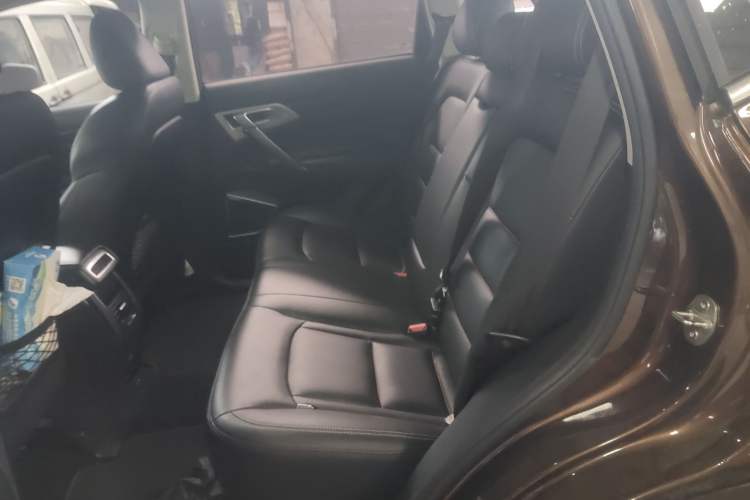 Used Geely Auto Emgrand X7 Sport 2018 1.8TD Automatic Two-Wheel Drive Smart Connect 4G Internet Edition Interior 4