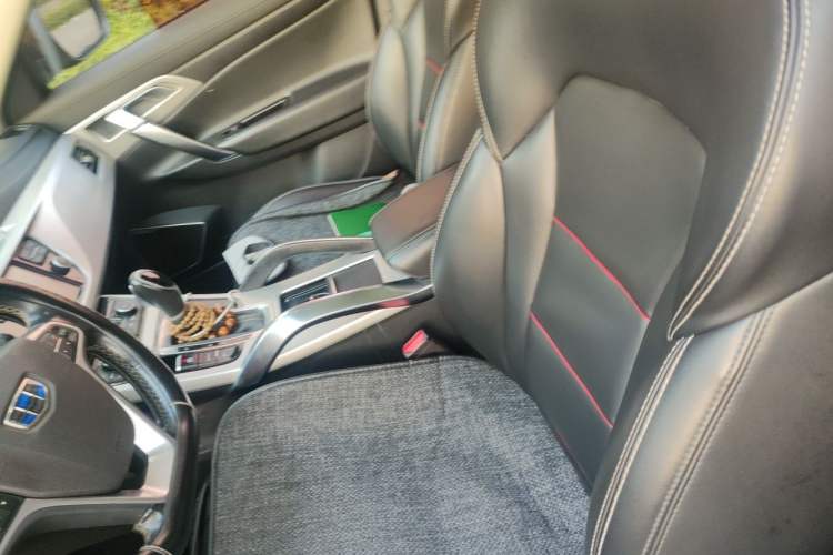 Used Geely Auto Emgrand X7 Sport 2018 1.8TD Automatic Two-Wheel Drive Zhiya Model Left Front Seat