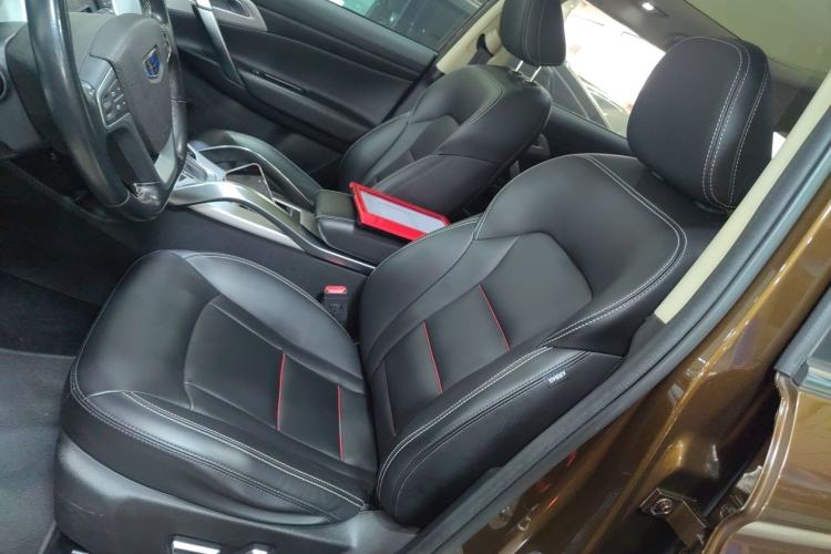 Used Geely Auto Emgrand X7 Sport 2018 1.8TD Automatic Two-Wheel Drive Smart Connect 4G Internet Edition Left Front Seat