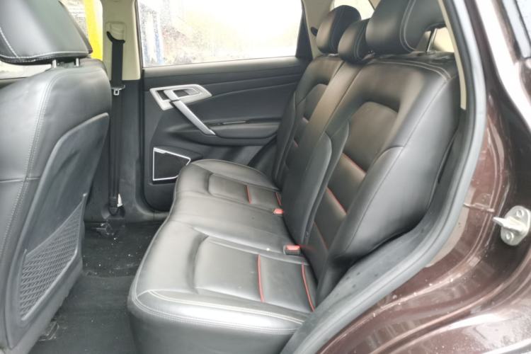 Used Geely Auto Emgrand X7 Sport 2018 1.8TD Automatic Two-Wheel Drive Zhiya Model Left Rear Seat
