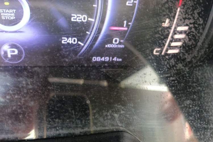 Used Geely Auto Emgrand X7 Sport 2018 1.8TD Automatic Two-Wheel Drive ZhiZun Model with 4G Connectivity Odometer Close Up