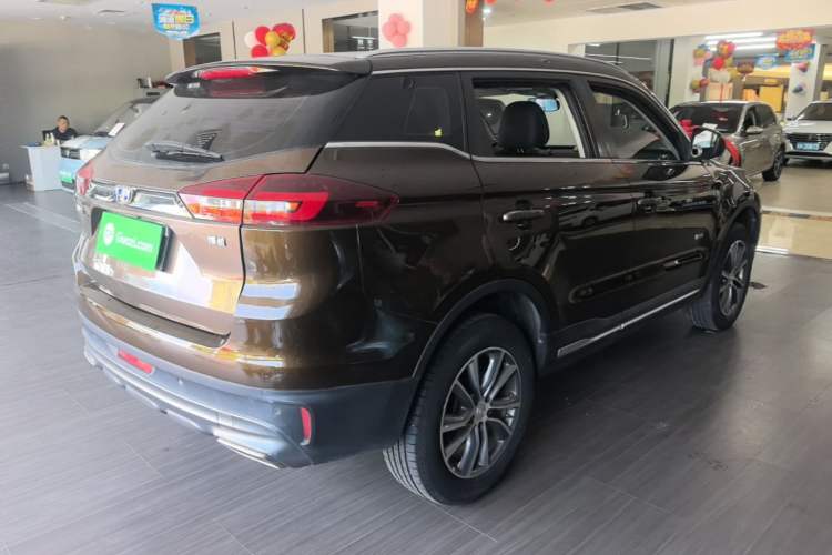 Used Geely Auto Emgrand X7 Sport 2018 1.8TD Automatic Two-Wheel Drive Smart Connect 4G Internet Edition Rear Right 45 Deg