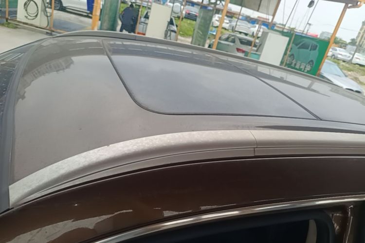 Used Geely Auto Emgrand X7 Sport 2018 1.8TD Automatic Two-Wheel Drive Smart 4G Connected Version Roof