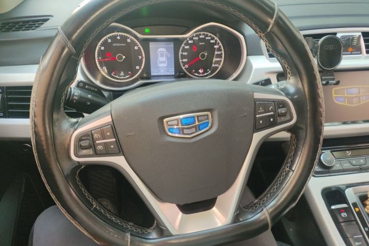 Used Geely Auto Emgrand X7 Sport 2018 1.8TD Automatic Two-Wheel Drive Zhiya Model Steering Wheel