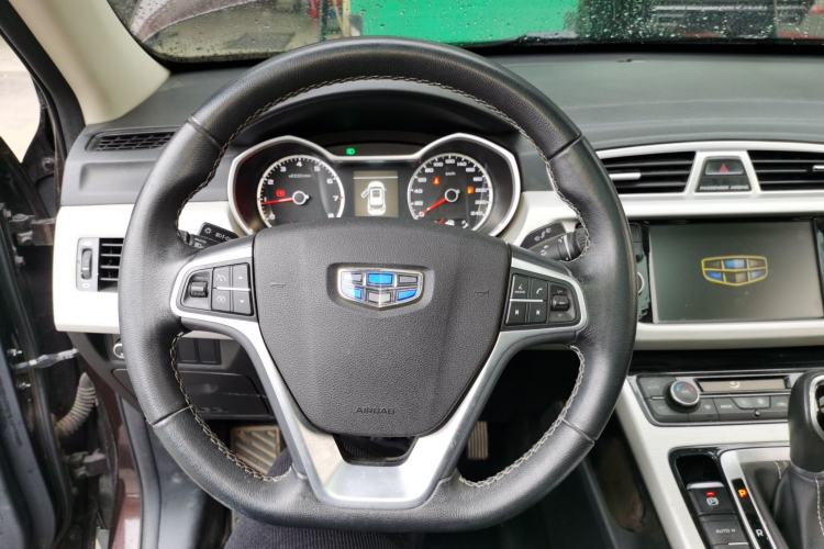 Used Geely Auto Emgrand X7 Sport 2018 1.8TD Automatic Two-Wheel Drive Zhiya Model Steering Wheel