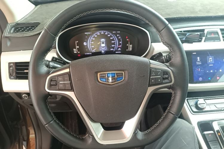 Used Geely Auto Emgrand X7 Sport 2018 1.8TD Automatic Two-Wheel Drive Smart 4G Connected Version Steering Wheel