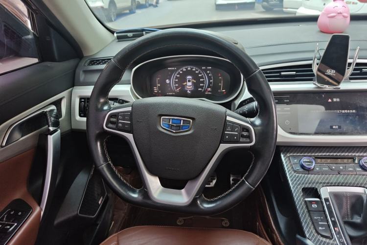 Used Geely Auto Emgrand X7 Sport 2018 1.8TD Automatic Two-Wheel Drive ZhiZun Model with 4G Connectivity Steering Wheel