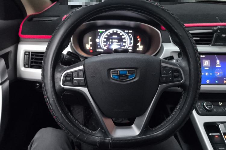 Used Geely Auto Emgrand X7 Sport 2018 1.8TD Automatic Two-Wheel Drive Smart Connect 4G Internet Edition Steering Wheel