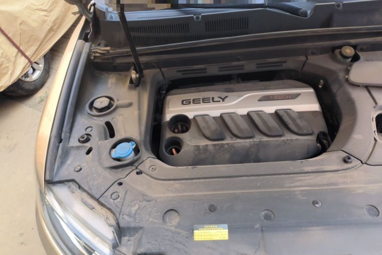 Used Geely Auto Emgrand X7 Sport 2018 1.8TD Automatic Two-Wheel Drive Zhiya Model Engine Bay Right
