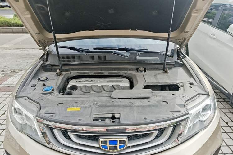 Used Geely Auto Emgrand X7 Sport 2018 1.8TD Automatic Two-Wheel Drive Smart 4G Connected Version Engine Bay