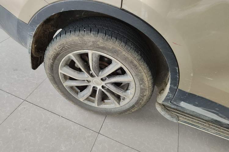 Used Geely Auto Emgrand X7 Sport 2018 1.8TD Automatic Two-Wheel Drive Smart Connect 4G Internet Edition Exterior 8