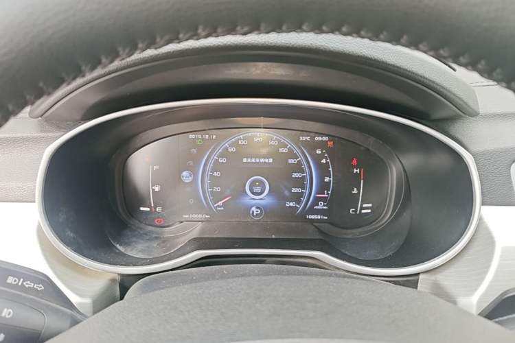 Used Geely Auto Emgrand X7 Sport 2018 1.8TD Automatic Two-Wheel Drive Smart 4G Connected Version Instrument Cluster