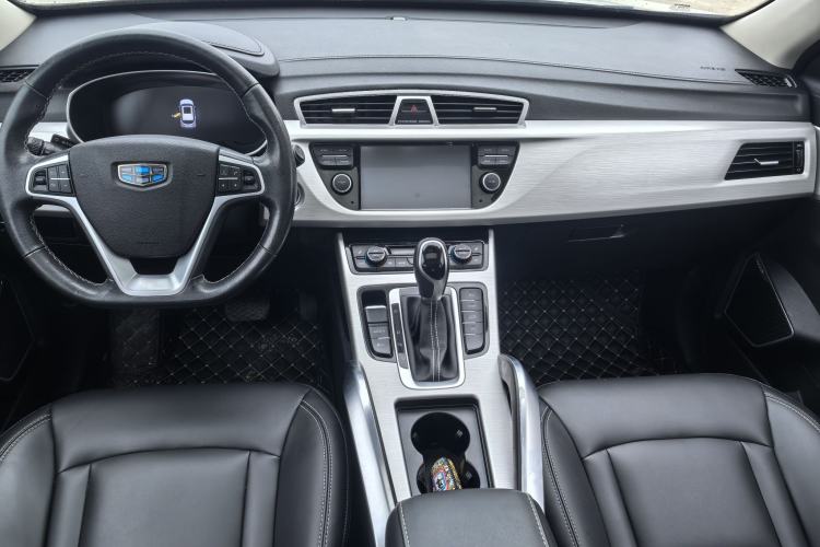 Used Geely Auto Emgrand X7 Sport 2018 1.8TD Automatic Two-Wheel Drive Smart Connect 4G Internet Edition Interior 1
