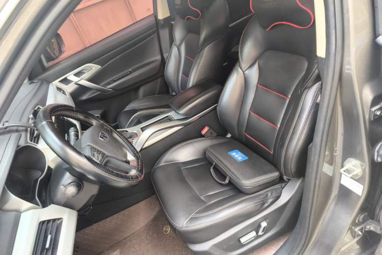 Used Geely Auto Emgrand X7 Sport 2018 Revised Version 1.8TD Automatic Two-Wheel Drive Smart Connectivity 4G-Enabled Edition Left Front Seat