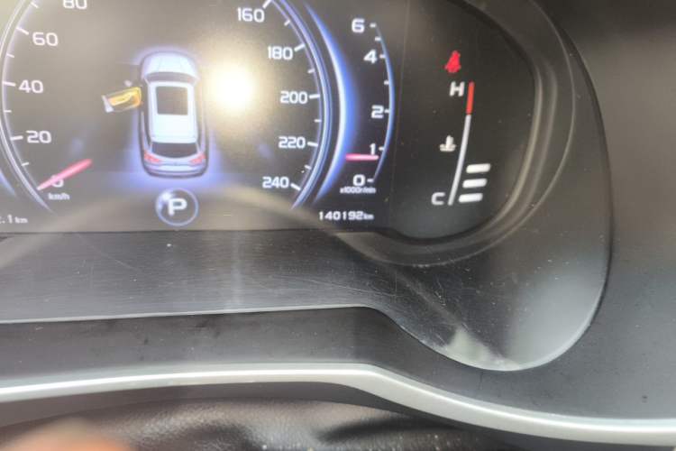 Used Geely Auto Emgrand X7 Sport 2018 Revised Version 1.8TD Automatic Two-Wheel Drive Smart Connectivity 4G-Enabled Edition Odometer Close Up