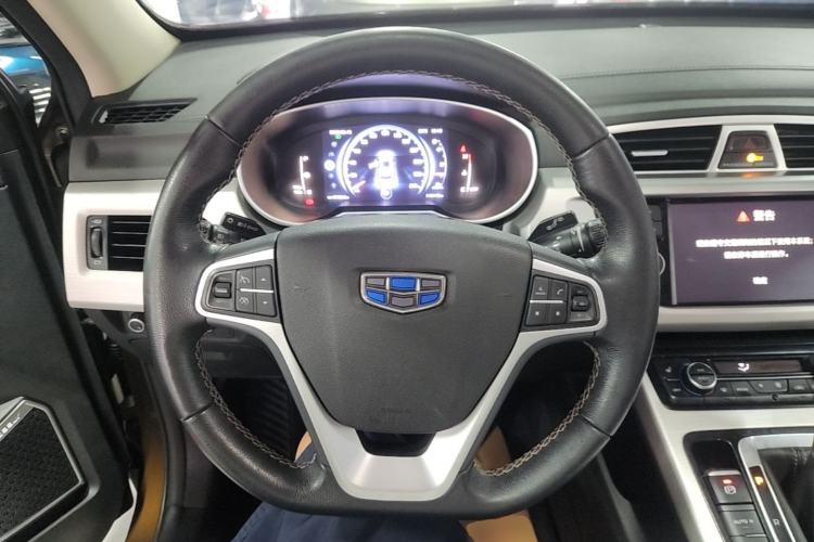 Used Geely Auto Emgrand X7 Sport 2018 1.8TD Automatic Two-Wheel Drive Smart Connect 4G Internet Edition Steering Wheel