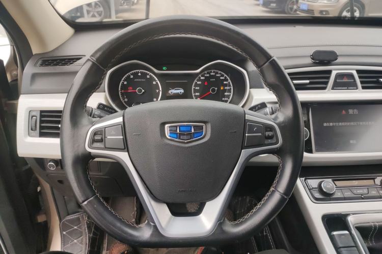 Used Geely Auto Emgrand X7 Sport 2018 2.0L Manual Two-Wheel Drive Zhiya Version Steering Wheel