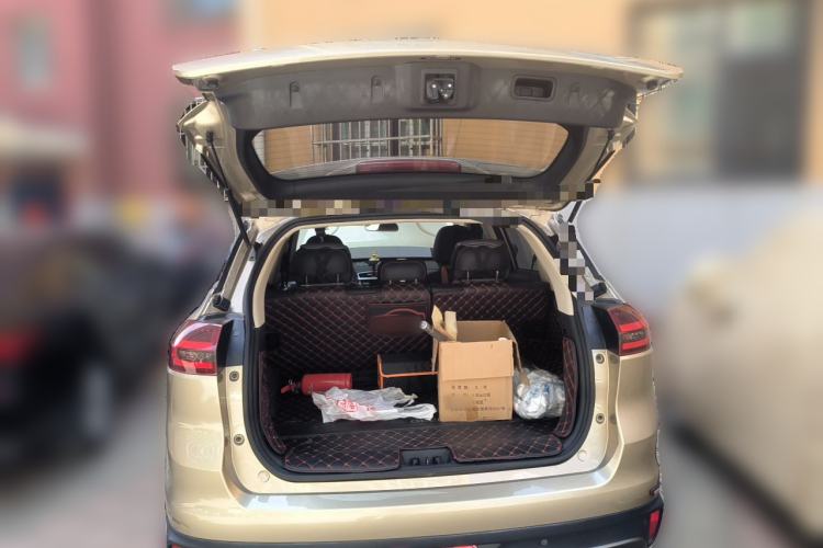 Used Geely Auto Emgrand X7 Sport 2018 1.8TD Automatic Two-Wheel Drive Zhiya Model Trunk