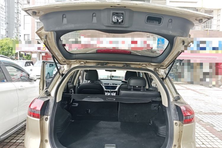 Used Geely Auto Emgrand X7 Sport 2018 1.8TD Automatic Two-Wheel Drive Smart 4G Connected Version Trunk