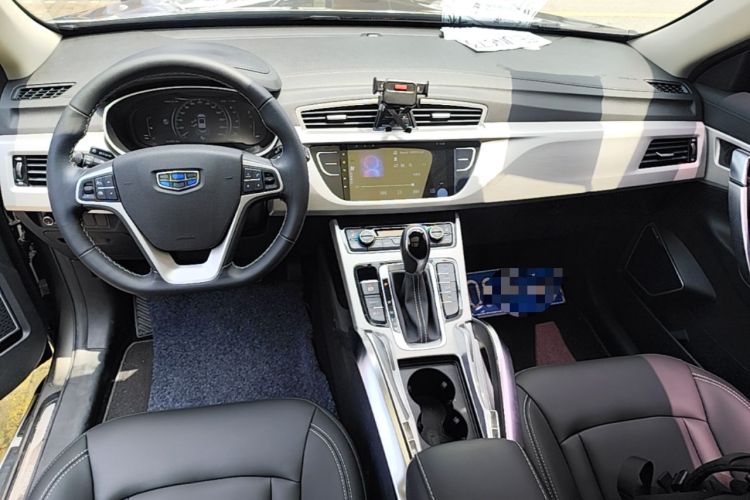 Used Geely Auto Emgrand X7 Sport 2018 1.8TD Automatic Two-Wheel Drive Smart Connect 4G Internet Edition Audio And AC Panel