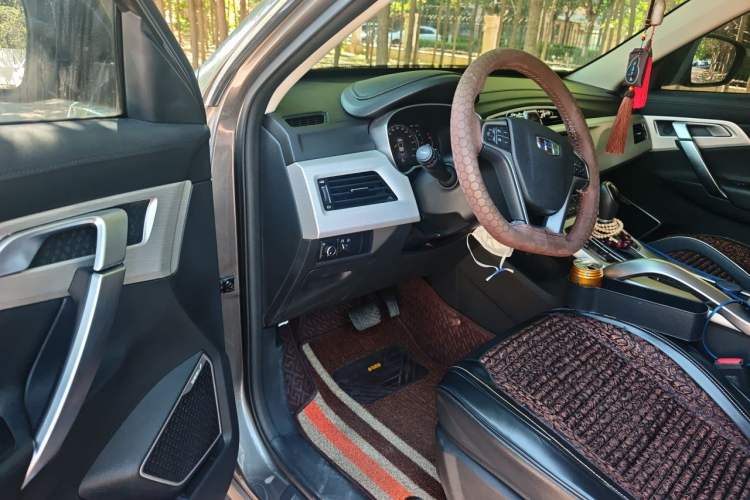 Used Geely Auto Emgrand X7 Sport 2018 1.8TD Automatic Two-Wheel Drive Smart 4G Connected Version Driver Seat