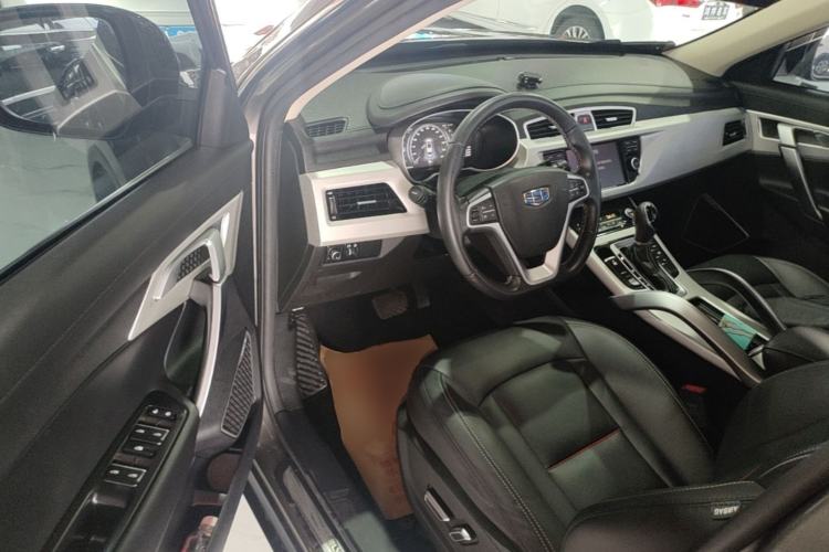 Used Geely Auto Emgrand X7 Sport 2018 1.8TD Automatic Two-Wheel Drive Smart Connect 4G Internet Edition Driver Seat