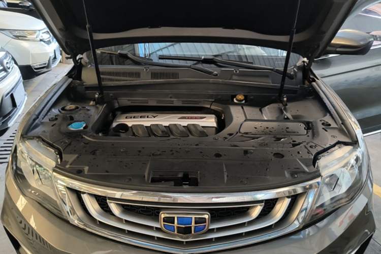Used Geely Auto Emgrand X7 Sport 2018 1.8TD Automatic Two-Wheel Drive Zhiya Model Engine Bay