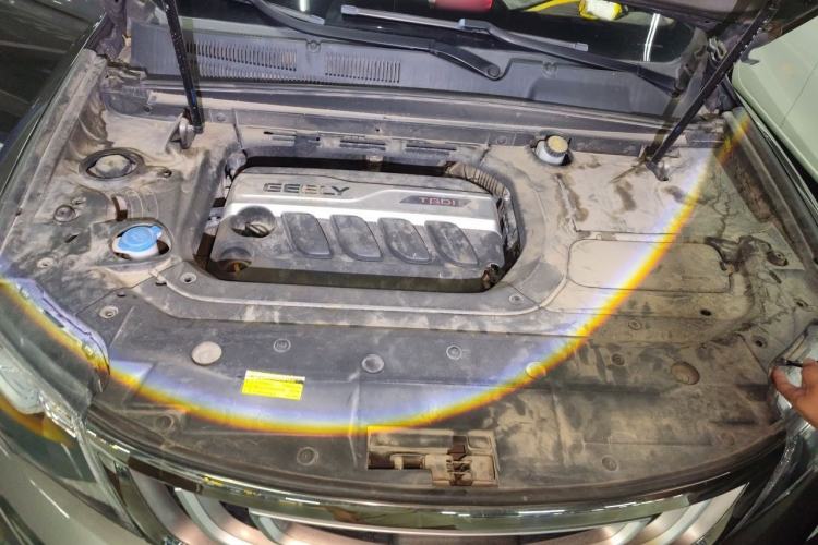 Used Geely Auto Emgrand X7 Sport 2018 1.8TD Manual Two-Wheel Drive Smart Connect 4G Internet Edition Engine Bay
