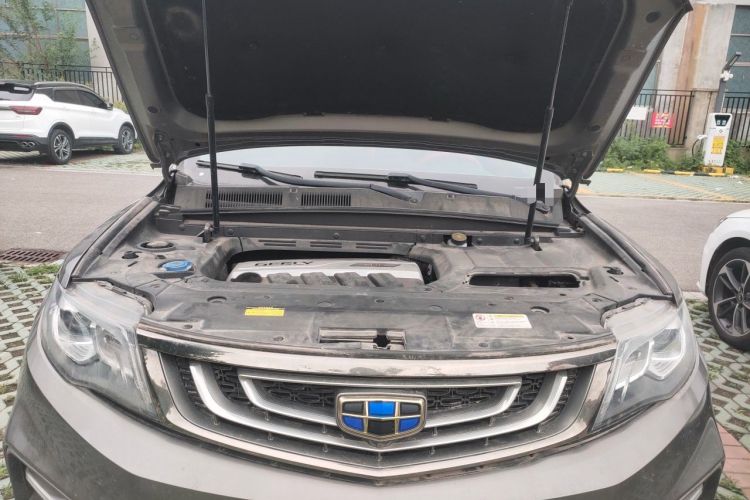 Used Geely Auto Emgrand X7 Sport 2018 1.8TD Automatic Two-Wheel Drive Smart 4G Connected Version Engine Bay