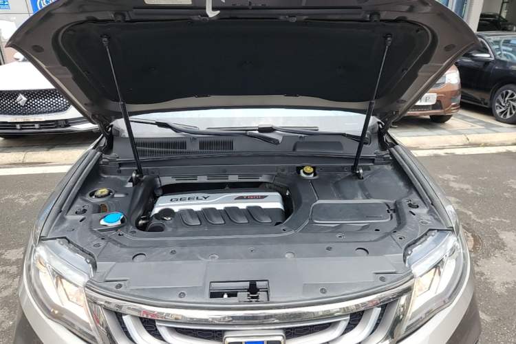 Used Geely Auto Emgrand X7 Sport 2018 1.8TD Automatic Two-Wheel Drive Zhiya Model Engine Bay