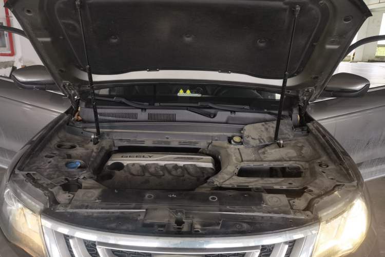 Used Geely Auto Emgrand X7 Sport 2018 1.8TD Automatic Two-Wheel Drive Zhiya Model Engine Bay