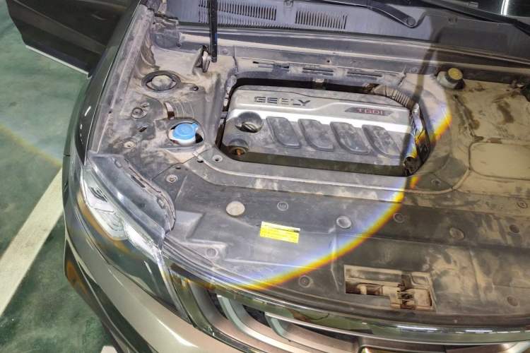 Used Geely Auto Emgrand X7 Sport 2018 1.8TD Manual Two-Wheel Drive Smart Connect 4G Internet Edition Engine Bay Right