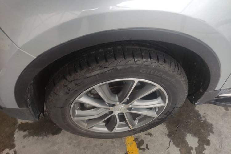 Used Geely Auto Emgrand X7 Sport 2018 1.8TD Automatic Two-Wheel Drive Smart Connect 4G Internet Edition Exterior 4