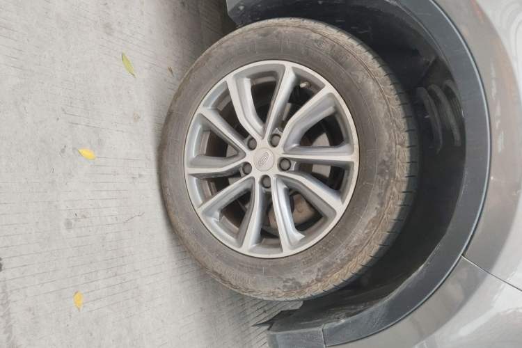 Used Geely Auto Emgrand X7 Sport 2018 1.8TD Automatic Two-Wheel Drive Smart Connect 4G Internet Edition Exterior 7
