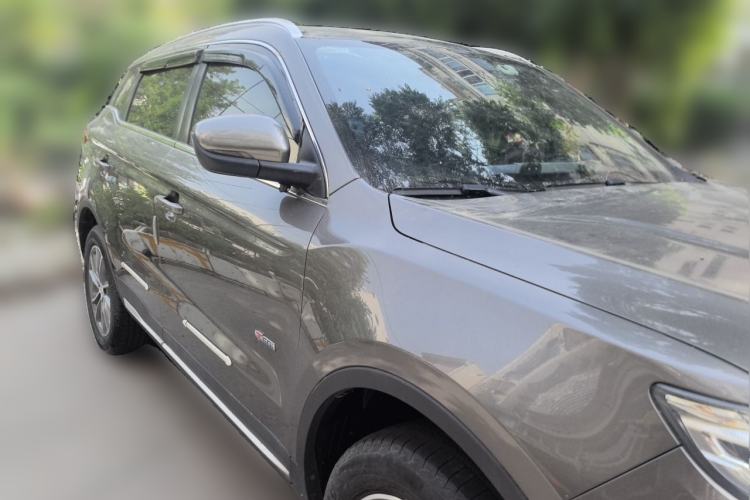 Used Geely Auto Emgrand X7 Sport 2018 1.8TD Automatic Two-Wheel Drive Smart Connect 4G Internet Edition Front Right 45 Deg