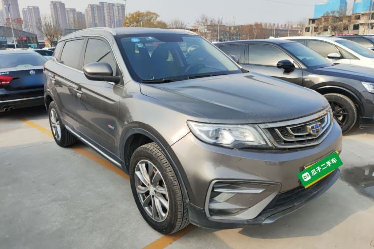 Used Geely Auto Emgrand X7 Sport 2018 1.8TD Automatic Two-Wheel Drive Smart Connect 4G Internet Edition Front Right 45 Deg