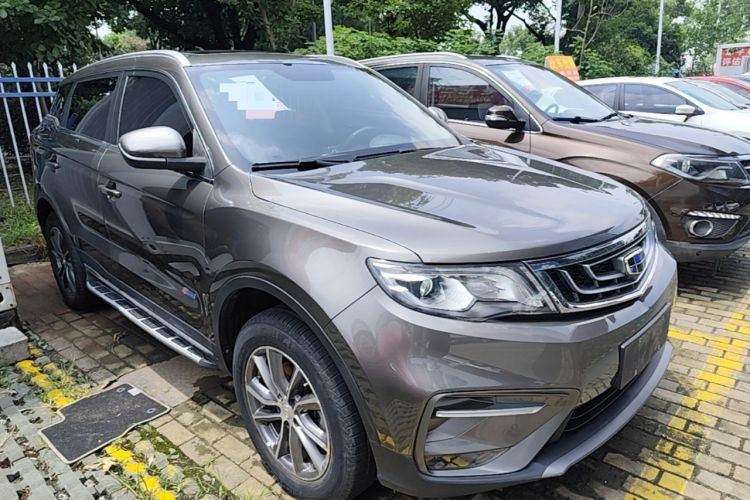 Used Geely Auto Emgrand X7 Sport 2018 1.8TD Automatic Two-Wheel Drive Smart Connect 4G Internet Edition Front Right 45 Deg