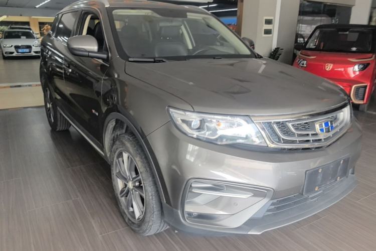 Used Geely Auto Emgrand X7 Sport 2018 1.8TD Automatic Two-Wheel Drive Smart Connect 4G Internet Edition Front Right 45 Deg