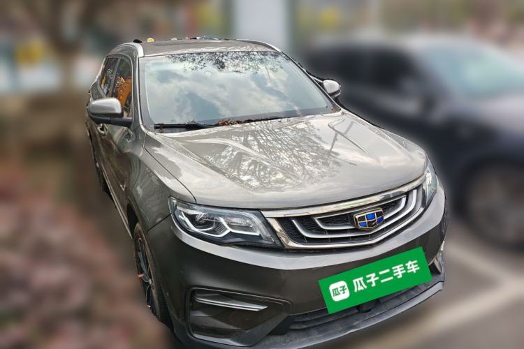 Used Geely Auto Emgrand X7 Sport 2018 1.8TD Automatic Two-Wheel Drive ZhiZun Model with 4G Connectivity Front Right 45 Deg