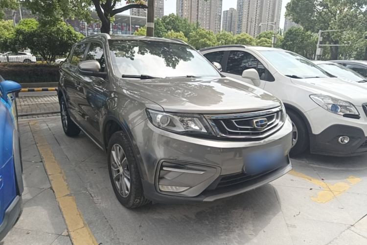 Used Geely Auto Emgrand X7 Sport 2018 1.8TD Automatic Two-Wheel Drive Zhiya Model Front Right 45 Deg