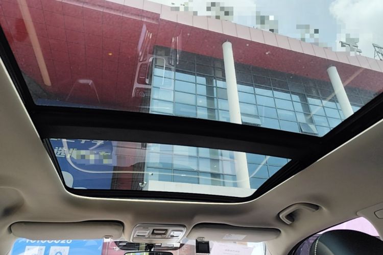 Used Geely Auto Emgrand X7 Sport 2018 1.8TD Automatic Two-Wheel Drive Smart Connect 4G Internet Edition Headliner