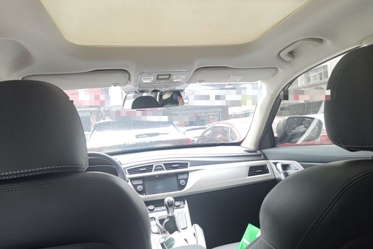 Used Geely Auto Emgrand X7 Sport 2018 1.8TD Manual Two-Wheel Drive Smart Connect 4G Internet Edition Headliner