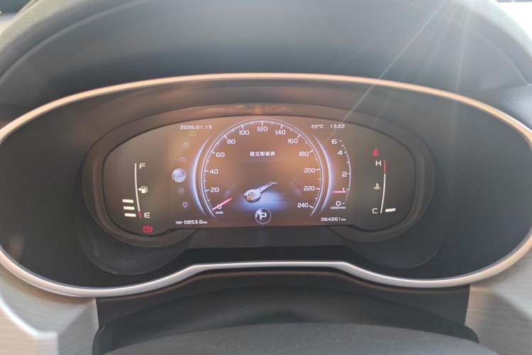 Used Geely Auto Emgrand X7 Sport 2018 1.8TD Automatic Two-Wheel Drive Smart Connect 4G Internet Edition Instrument Cluster