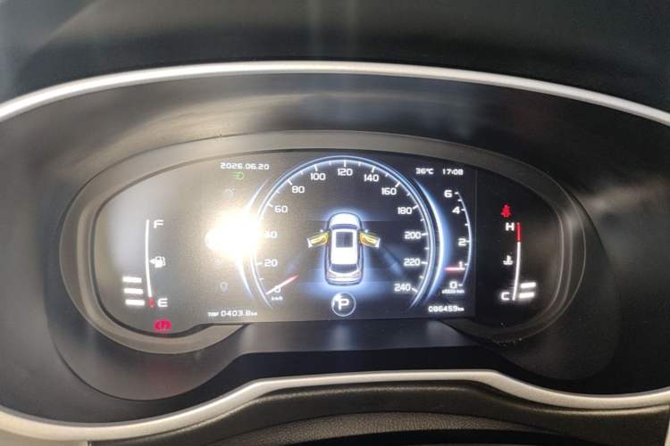 Used Geely Auto Emgrand X7 Sport 2018 1.8TD Automatic Two-Wheel Drive Smart Connect 4G Internet Edition Instrument Cluster