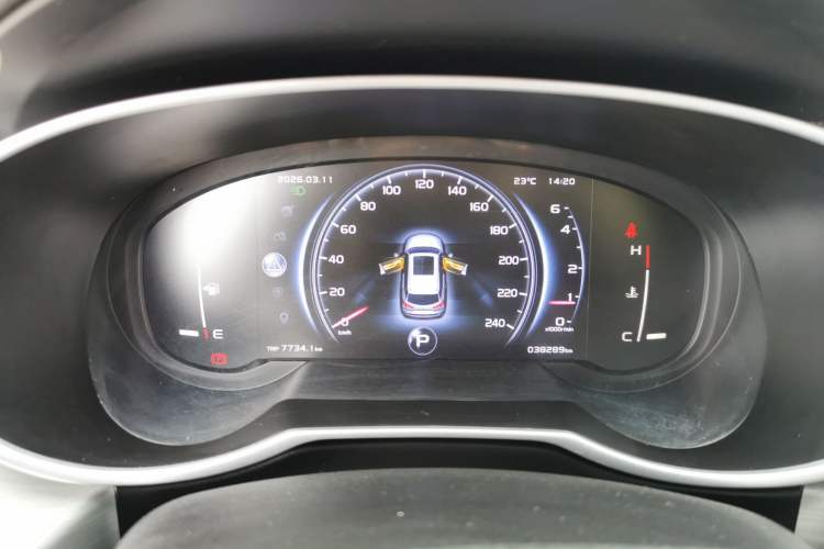 Used Geely Auto Emgrand X7 Sport 2018 1.8TD Automatic Two-Wheel Drive Smart Connect 4G Internet Edition Instrument Cluster