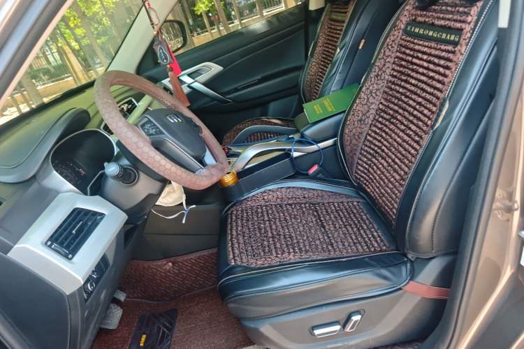 Used Geely Auto Emgrand X7 Sport 2018 1.8TD Automatic Two-Wheel Drive Smart 4G Connected Version Left Front Seat