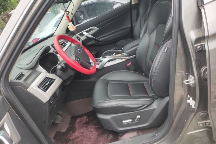 Used Geely Auto Emgrand X7 Sport 2018 1.8TD Automatic Two-Wheel Drive Smart 4G Connected Version Left Front Seat
