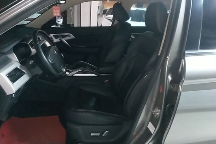 Used Geely Auto Emgrand X7 Sport 2018 1.8TD Automatic Two-Wheel Drive Smart 4G Connected Version Left Front Seat