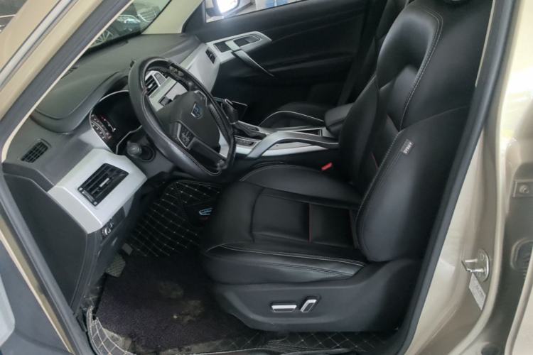 Used Geely Auto Emgrand X7 Sport 2018 1.8TD Automatic Two-Wheel Drive Smart Connect 4G Internet Edition Left Front Seat